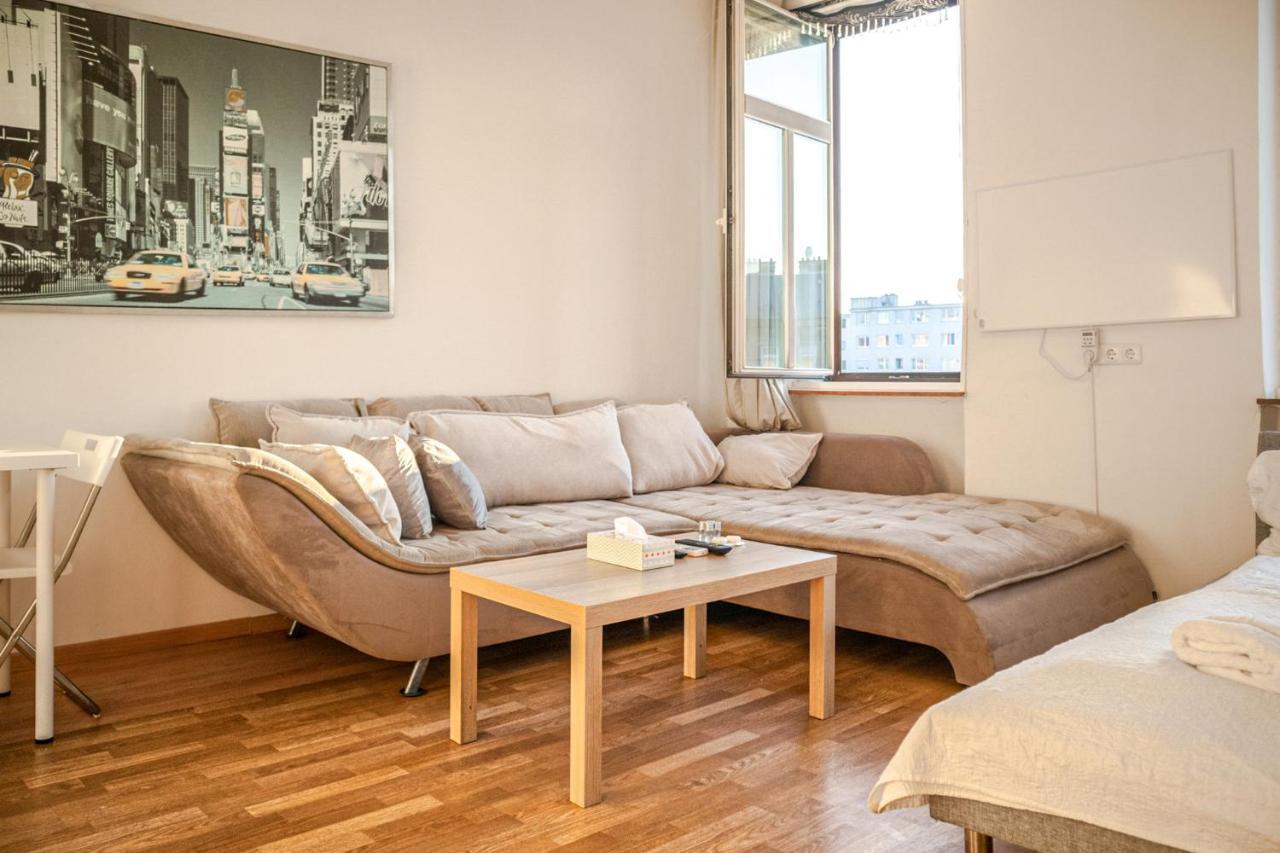 Joyful 2Br Apt. @ Millenium Tower And The Danube ウィーン エクステリア 写真