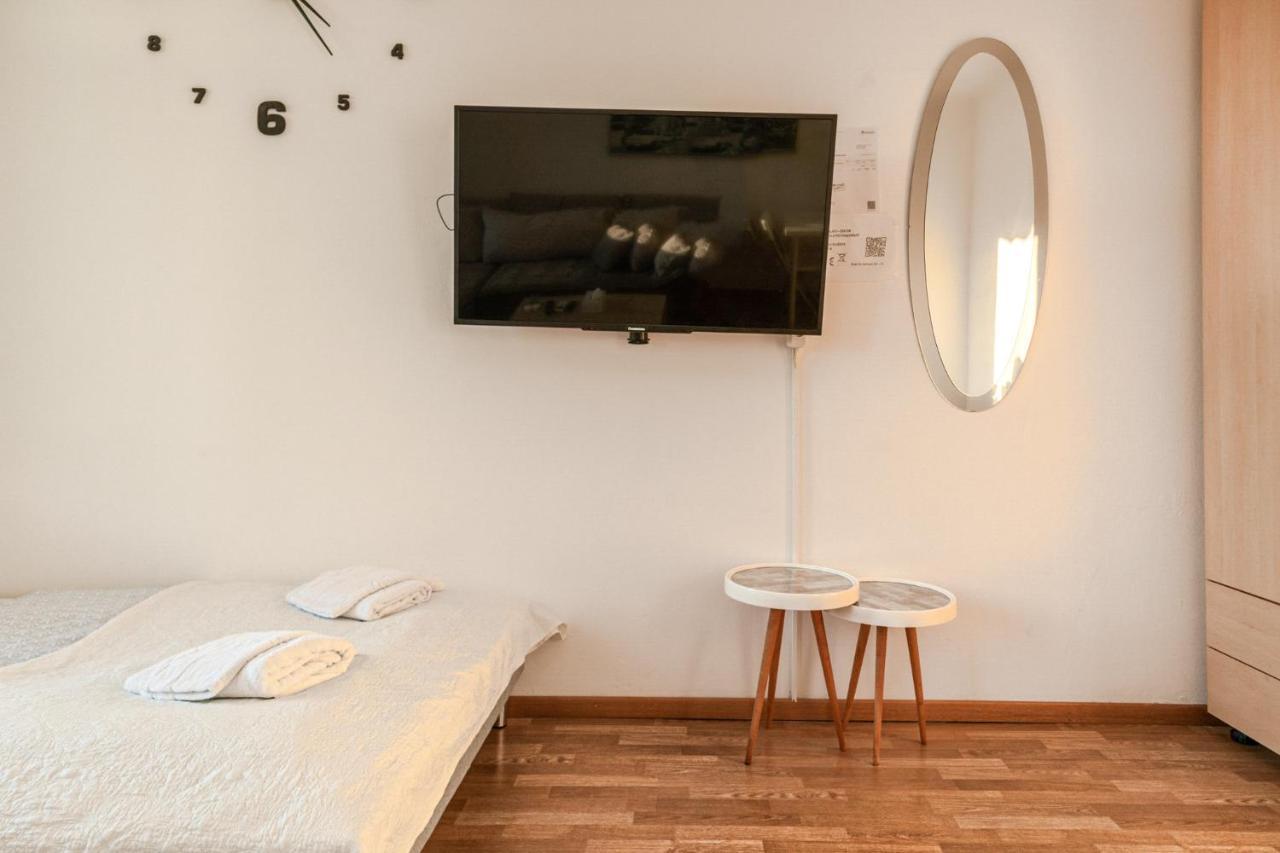 Joyful 2Br Apt. @ Millenium Tower And The Danube ウィーン エクステリア 写真