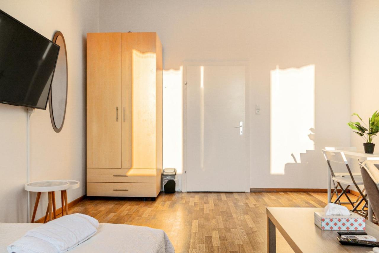 Joyful 2Br Apt. @ Millenium Tower And The Danube ウィーン エクステリア 写真